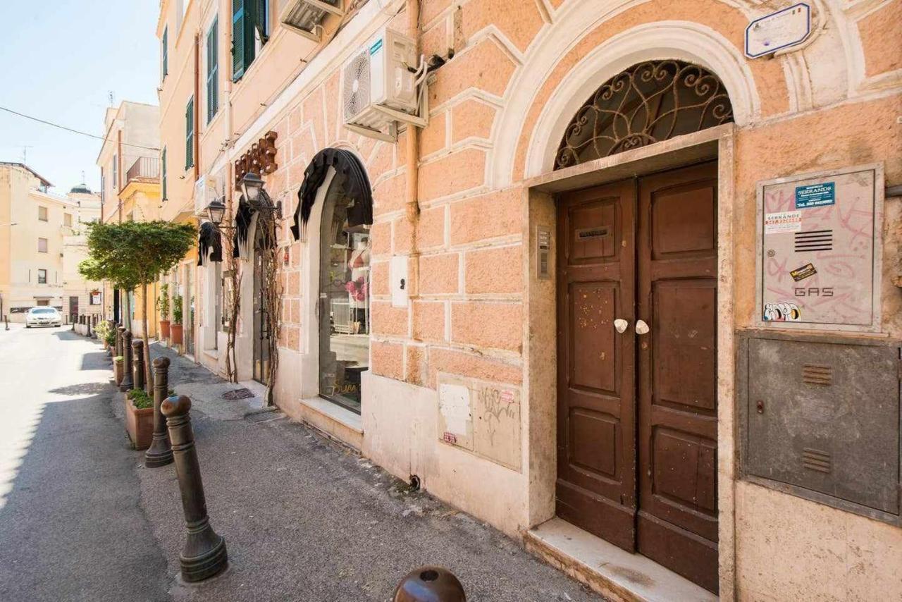 Little House In The Centre Nettuno Exterior foto
